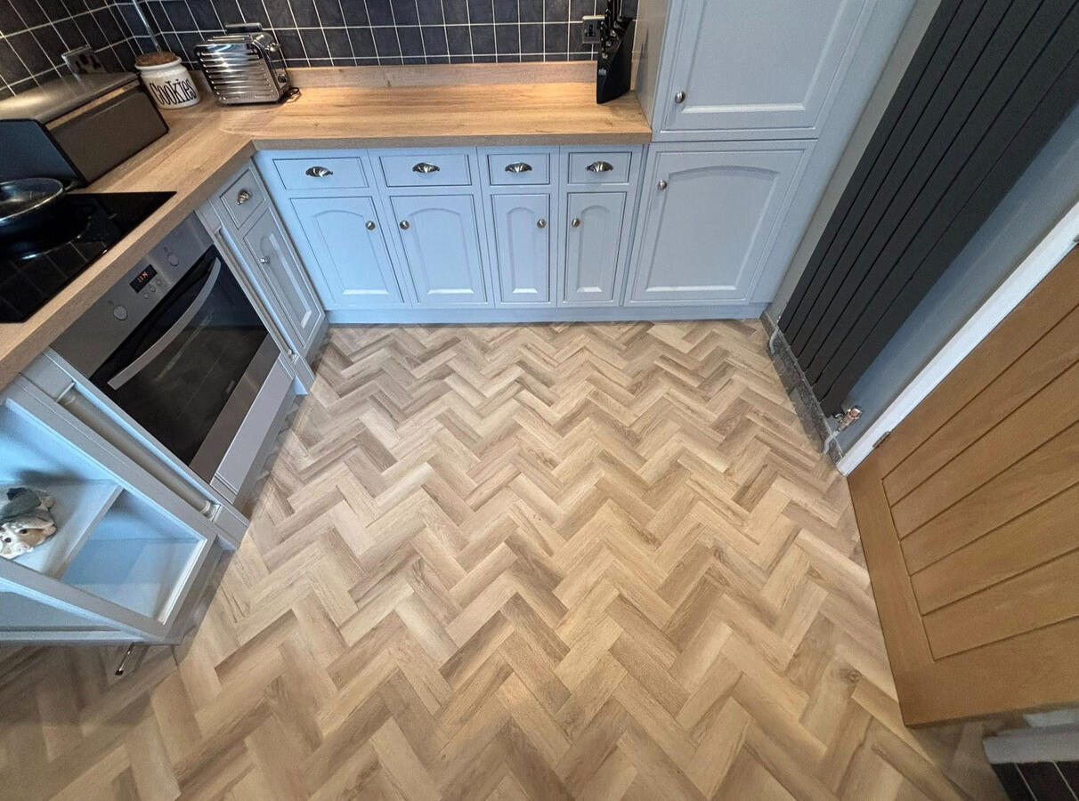 Herringbone Floor Fit